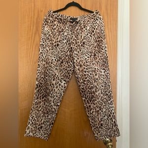 Banana Republic - Animal print draw string crop pants - Medium